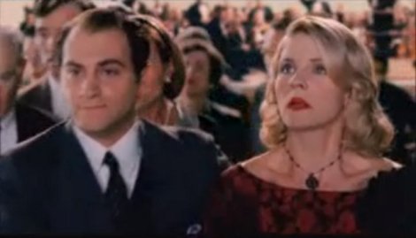 Kelli . Cliquez sur l'image pour voir la vidéo. 